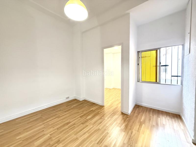Foto 30e2ea36-f20c-409d-93bf-9d5dde686a5c. Alquiler piso en Valencia - cl pintor vila prades 21 piso en alquiler con terraza en zona extramurs en Valencia