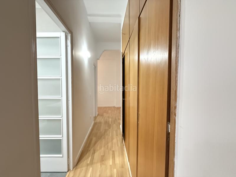 Foto 73862bea-6745-4997-9f4b-21a09fe3eca1. Alquiler piso en Valencia - cl pintor vila prades 21 piso en alquiler con terraza en zona extramurs en Valencia