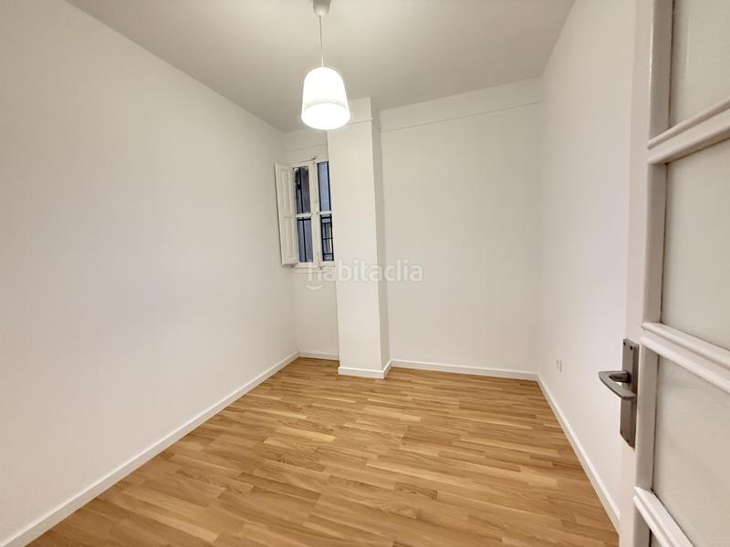 Foto b6619140-1f2e-46de-9a76-72888be15de2. Alquiler piso en Valencia - cl pintor vila prades 21 piso en alquiler con terraza en zona extramurs en Valencia
