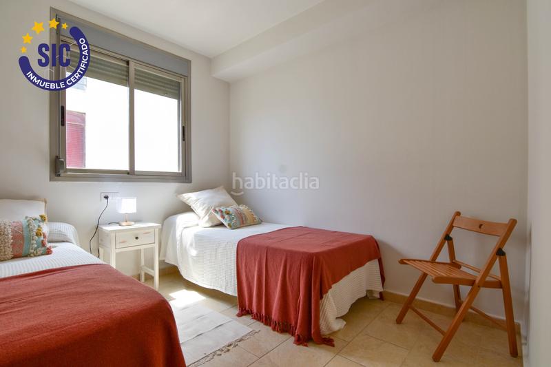 Foto 558d6ca0-b50b-4351-8eaf-2ce2e38813f7. Casa vivienda adosada de 3 dormitorios, terraza y vistas al mar, en la playa de xilxes en Chilches
