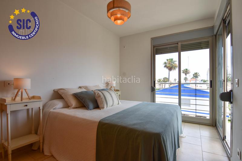 Foto 6bf97980-3e2b-4e77-b62b-a23f4968b3e7. Casa vivienda adosada de 3 dormitorios, terraza y vistas al mar, en la playa de xilxes en Chilches