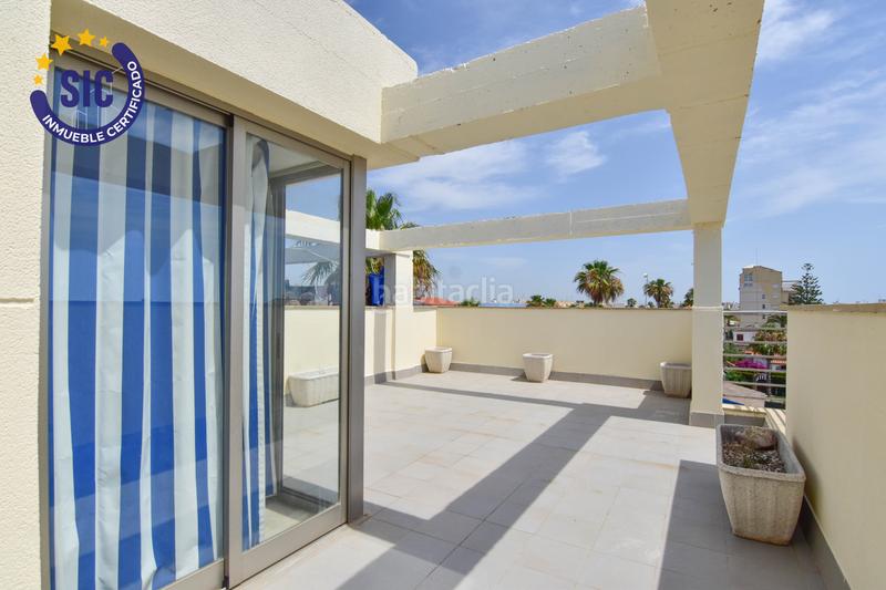 Foto b809609c-9e9e-4c7d-b9c6-c2d6c404672a. Casa vivienda adosada de 3 dormitorios, terraza y vistas al mar, en la playa de xilxes en Chilches