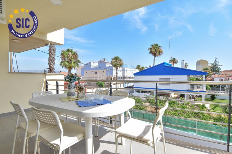 Foto cd9874b2-bed9-4697-931b-dd29e24ab943. Casa vivienda adosada de 3 dormitorios, terraza y vistas al mar, en la playa de xilxes en Chilches