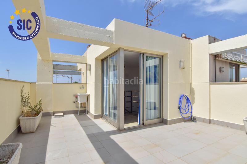 Foto d0fb7411-2d4a-4883-b981-3a9956774fe8. Casa vivienda adosada de 3 dormitorios, terraza y vistas al mar, en la playa de xilxes en Chilches