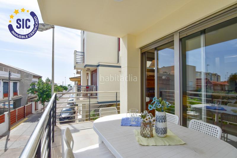 Foto dcd7c31d-fde7-4a94-a90a-de2fe9d2abef. Casa vivienda adosada de 3 dormitorios, terraza y vistas al mar, en la playa de xilxes en Chilches