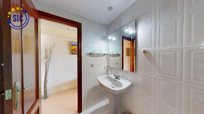 Foto 2d64eeb1-6908-4dc5-ae90-baed2cf6574f. Piso en Benidorm - av montecarlo 4 apartamento piso en venta en la playa en Benidorm