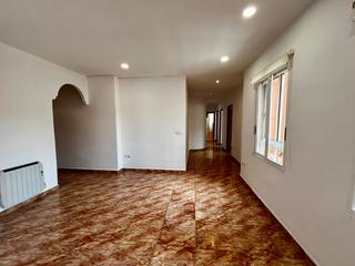 Location Appartement  Valencia - avinguda perez galdos. Piso en arrancapins, con el suministro de agua incluido en su pr