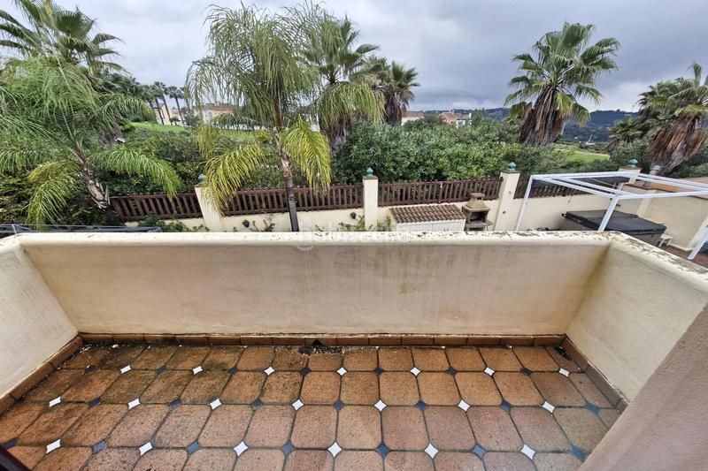 Foto 33e93701-24d9-4003-ac99-65687e2e27e5. Chalet mit parking pool in Coín