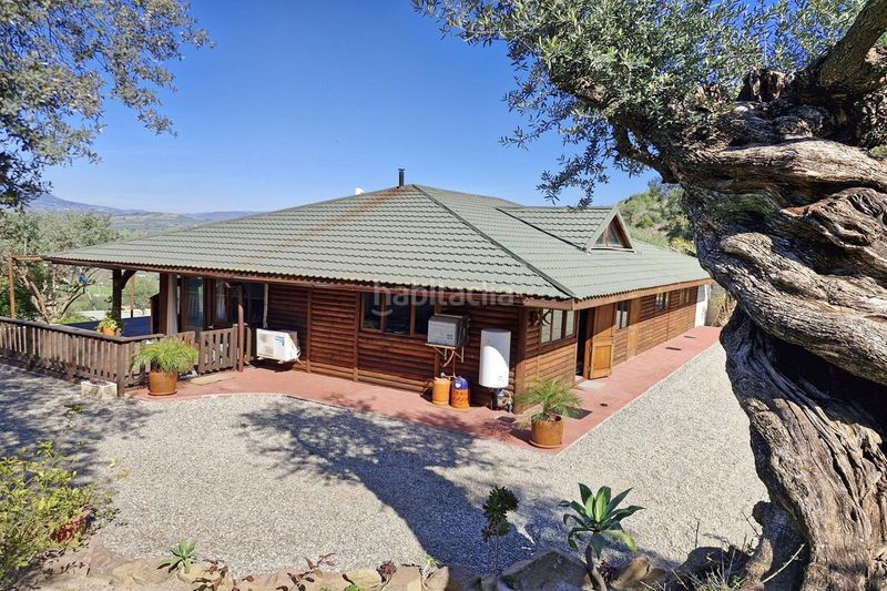 Foto 5272db09-2f0a-43b6-b8ea-a01d7f613251. Masia amb aparcament piscina a Coín