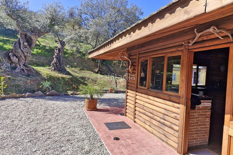 Foto 6af78574-0e26-4ef1-9d2d-28d09c1ff5bc. Masia amb aparcament piscina a Coín