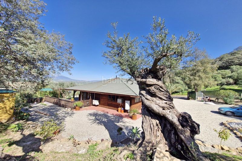 Foto c4ac46bf-8e97-4d33-8c29-5267e8b7cb06. Masia amb aparcament piscina a Coín