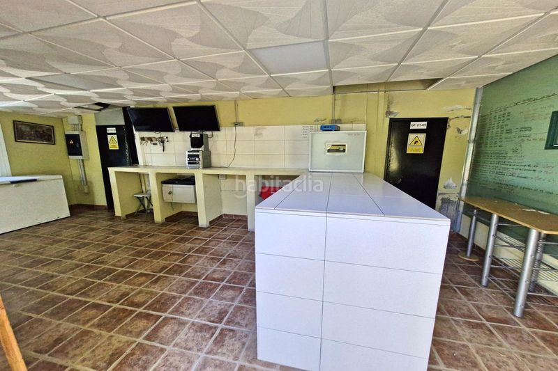 Foto c4b2ae75-8894-4412-9a3d-1971d8fc8bc8. Masia amb aparcament piscina a Coín