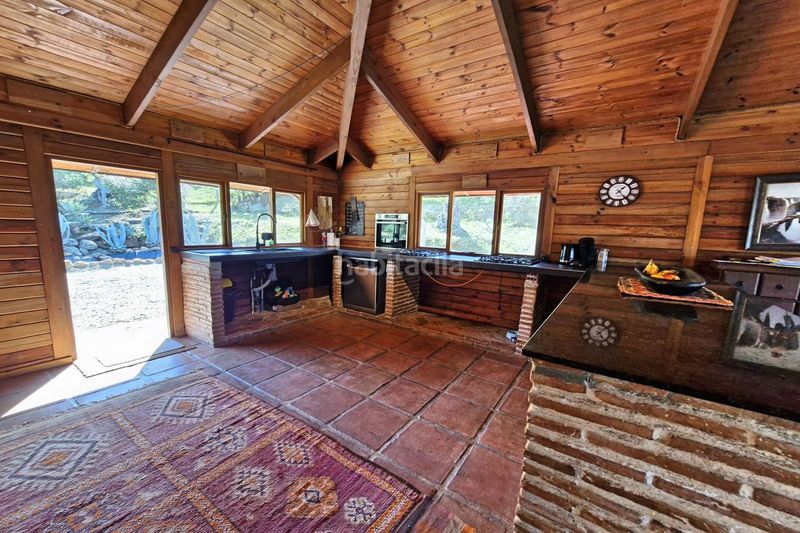 Foto d49ecb79-e68a-4618-8ec5-3cf7daa0a44f. Masia amb aparcament piscina a Coín