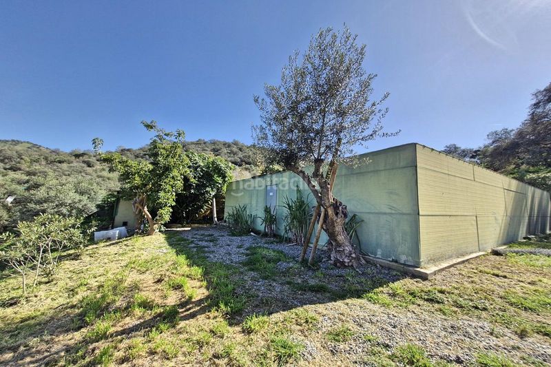 Foto f7851d42-fe86-44cf-bcd9-8110b4edb2ee. Masia amb aparcament piscina a Coín