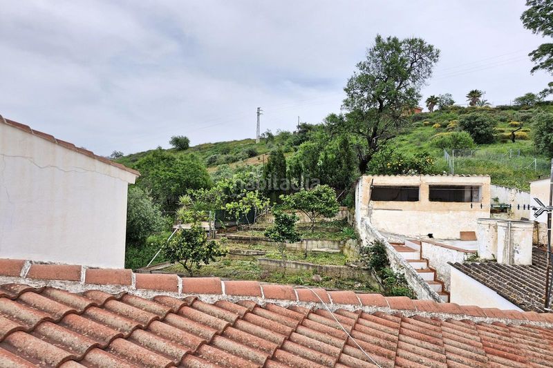 Foto cb979457-2404-4dbf-af69-b0bf76516f3c. Casa adossada amb aparcament a Guaro