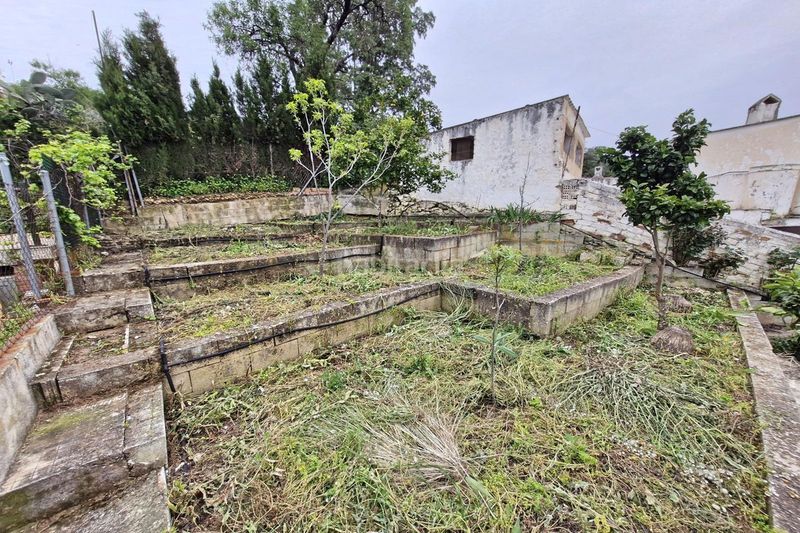 Foto e9968f4a-7873-4b5b-8054-ff5d324f4cee. Casa adossada amb aparcament a Guaro