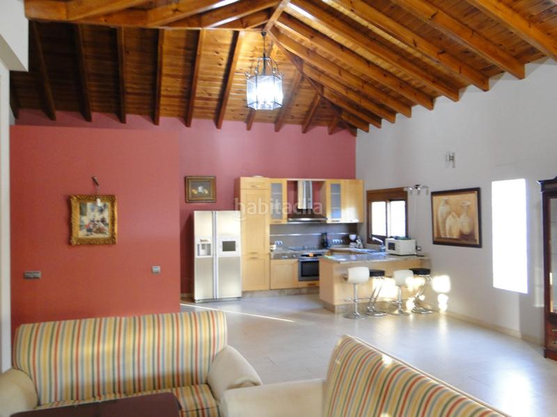 Foto 7945e12f-b4ff-4aa1-b0a4-ea04bb0cc5f7. Bauernhof mit parking pool in Coín