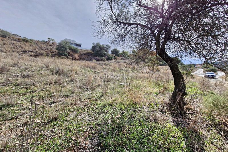 Foto a16b3008-f494-4e57-98c5-ce6da36d90e3. Wohngrundstück in Coín