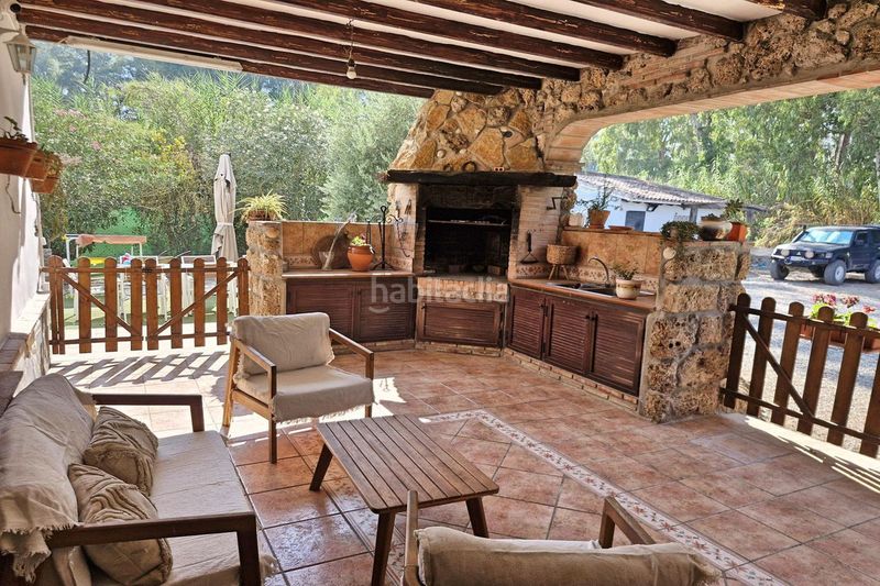 Foto 1ce7ac65-d834-4e53-bdd4-1e8d74df522d. Masía en Coín