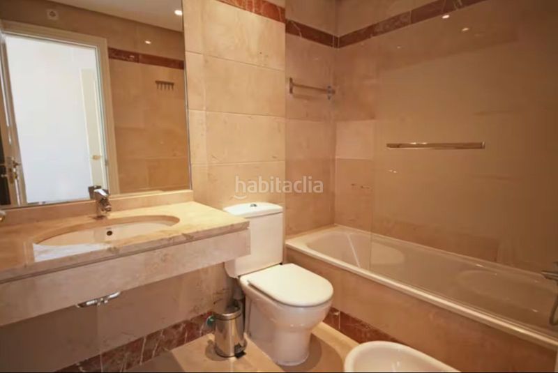 Foto 05a1d387-aa6e-4a83-9be9-b37864d9ac92. Apartament amb aparcament piscina a Riviera del Sol Mijas