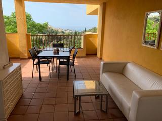 Etagenwohnung in Casco Antiguo