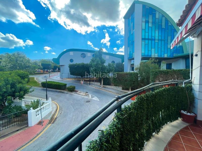 Foto c96259f6-4be1-4cd9-9633-2e95a4b431b2. Casa adossada amb calefacció aparcament piscina a Alhaurín de la Torre