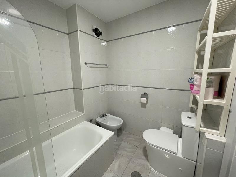 Foto 3f3f660b-3599-46fd-bcfd-0e79880b103c. Rent flat in Playa de los Boliches Fuengirola