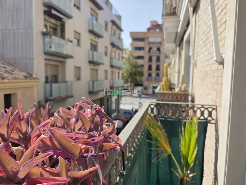Piso seminuevo con terraza y plaza de garaje en Valencia - Imagen 18