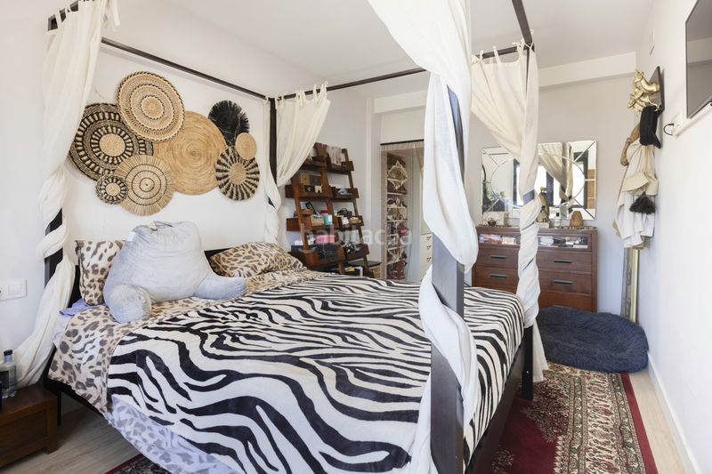 Foto 0bd67268-8b84-4aa5-930d-19b845b2a996. Casa aparellada amb xemeneia a Montealegre Eliana (l´)