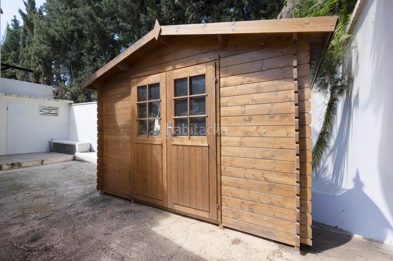 Foto 0c921890-216f-41fd-a3cd-1a28684ebdd4. Casa aparellada amb xemeneia a Montealegre Eliana (l´)