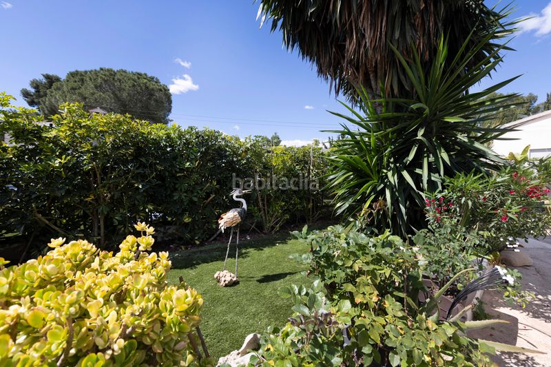 Foto 739e3545-f8c5-4ce3-8ebd-6fceba8dd7be. Casa aparellada amb xemeneia a Montealegre Eliana (l´)