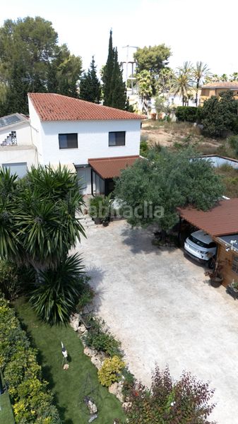 Foto c52a0f39-ce51-42d0-bb9e-de6c18be84d2. Casa aparellada amb xemeneia a Montealegre Eliana (l´)
