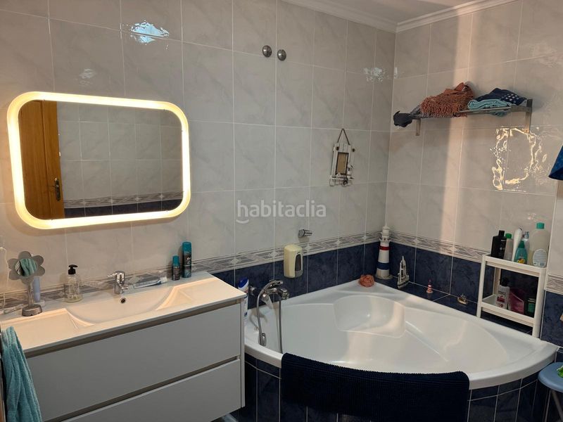Foto 0f7e0dd4-a247-4de1-9adb-6cd691db1bbc. Casa aparellada amb calefacció aparcament piscina a Chiva