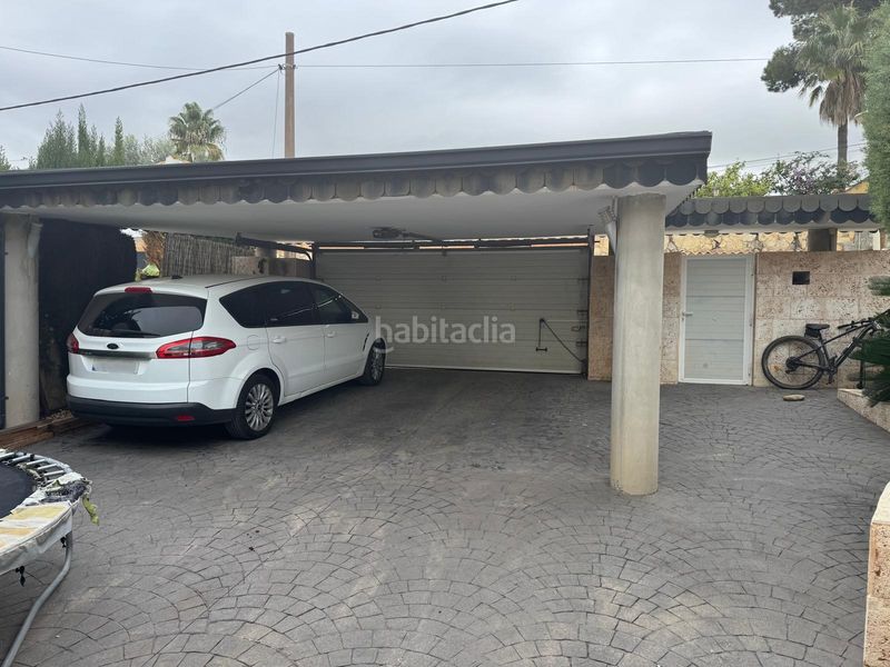 Foto 7e078201-2b57-427f-8560-a9101ae78c64. Casa aparellada amb calefacció aparcament piscina a Chiva