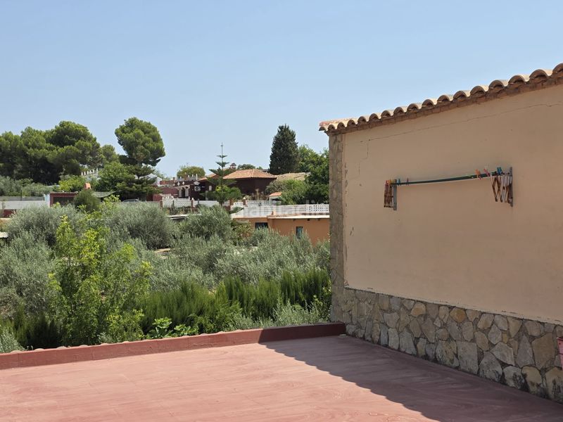Foto 22f43f42-4084-4dce-886e-f4c0e71a61a9. Chalet en Monserrat