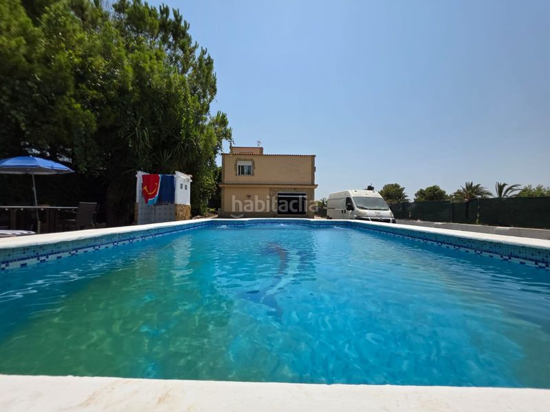 Foto 4c08e4b4-4828-48d3-85ef-8e1d12db9941. Chalet en Monserrat