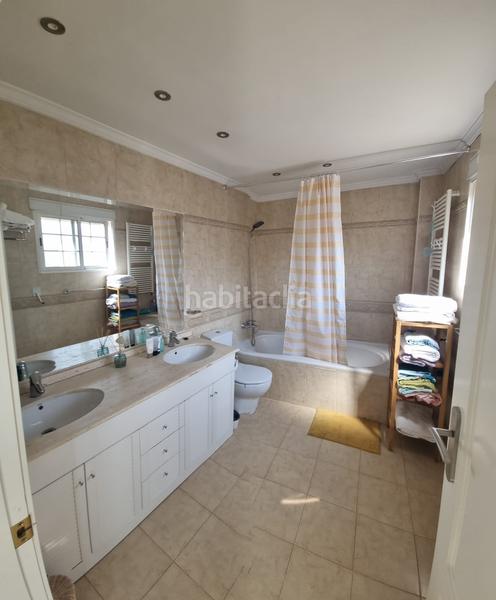 Foto 0af19222-6148-46ce-b52a-97401b3292fc. Chalet with parking pool in El Carme-Sant Agustí-Bonavista Eliana (l´)