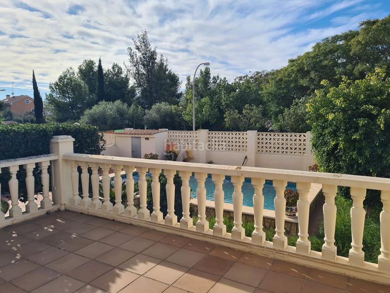 Foto f06e8b5f-8133-4051-832a-700dbfc2b40d. Chalet with parking pool in El Carme-Sant Agustí-Bonavista Eliana (l´)