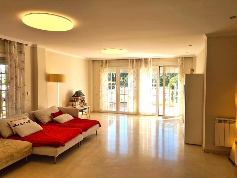 Foto e5038b6e-d6c4-4518-9a9e-19b4e2e2bc2f. Chalet con parcheggio piscina in El Carme-Sant Agustí-Bonavista Eliana (l´)