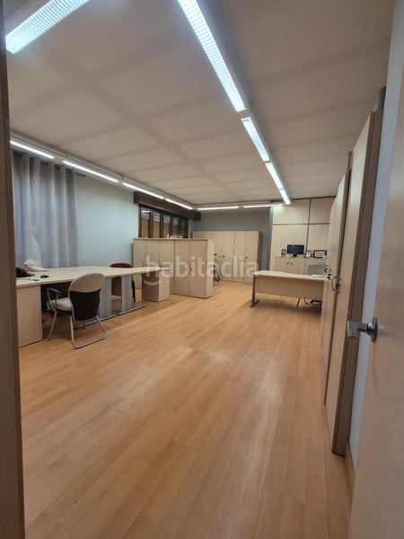 Foto 88152bf5-2436-47f9-a43e-95bb5b6242b2. Bâtiment à usage industriel avec chauffage dans Oiartzun