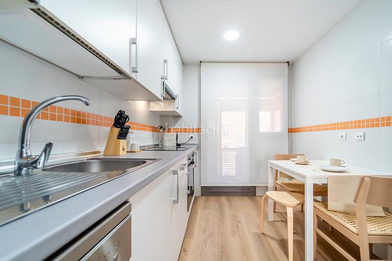 Foto 92e4aa97-0ae4-407e-b791-26f3ea8f1dbd. Rent flat in calle de isabel clara eugenia 31 in Sanchinarro Madrid