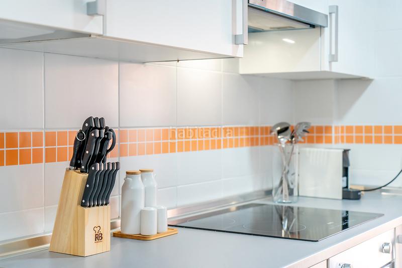 Foto d49a9919-5ff6-450d-93c7-605aecf322eb. Rent flat in calle de isabel clara eugenia 31 in Sanchinarro Madrid