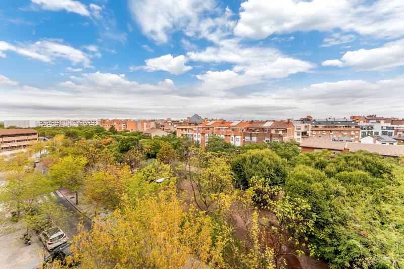 Foto 78131a85-bfc2-434f-8581-73792ced3c78. Lloguer pis a calle de la lonja de la seda 19 a PAU de Carabanchel Madrid