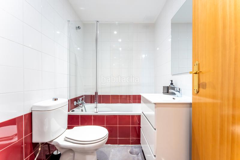 Foto 95e03b02-6c56-4287-965c-8aeb7330c074. Lloguer pis a calle de la lonja de la seda 19 a PAU de Carabanchel Madrid