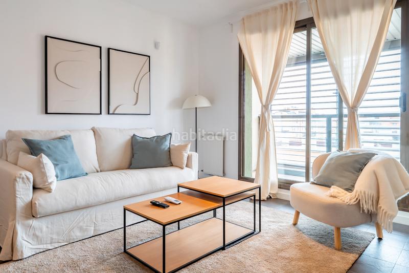 Foto 1122636c-f939-49c8-9f14-ee3bc7d720ee. Alquiler piso en calle de la lonja de la seda 19 en Madrid