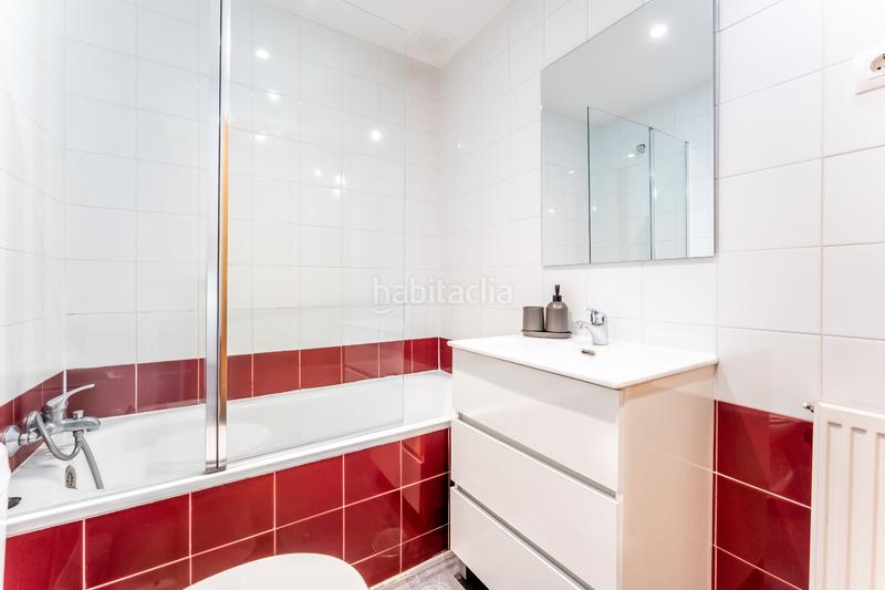 Foto 3cf8ef14-3828-4cf5-8498-9897710dc17a. Alquiler piso en calle de la lonja de la seda 19 en Madrid