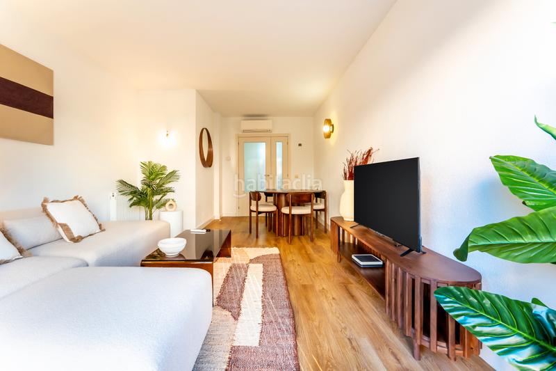 Foto 51c3448f-608c-4b43-be26-a024ddf8b800. Lloguer planta baixa a calle de isabel clara eugenia 41 a Madrid