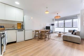 Miete Etagenwohnung  Calle beatriz galindo 7