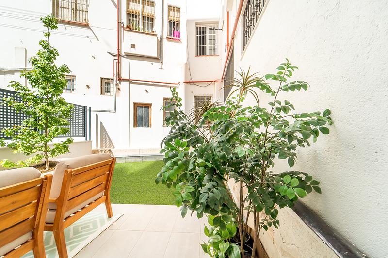 Foto a32833d6-a78b-4173-946a-8ac0050bfd74. Affitto monolocale in calle de garcía luna 20 in Ciudad Jardín Madrid