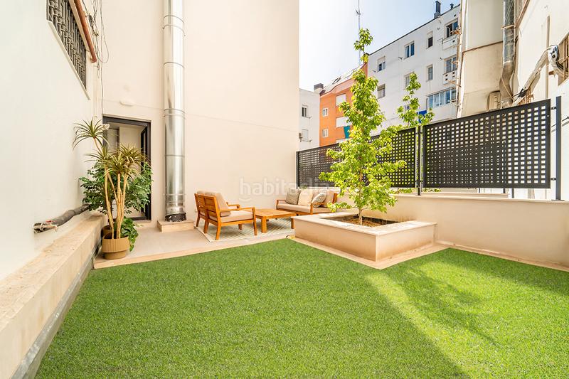 Foto d159397e-da06-4cfc-b3f6-b2bef374de2d. Rent studio in calle de garcía luna 20 in Ciudad Jardín Madrid